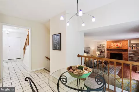 Entry Way - 608 Symphony Woods Dr, Silver Spring, MD 20901 photo 4 of 11
