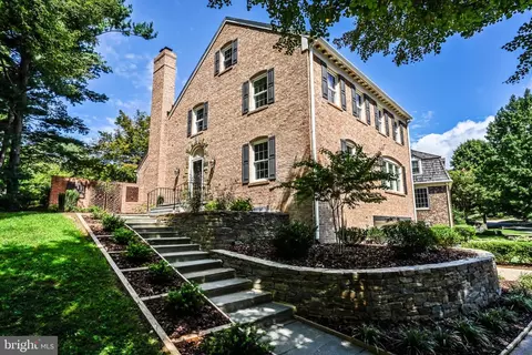 4410 Boxwood Rd, Bethesda, MD 20816