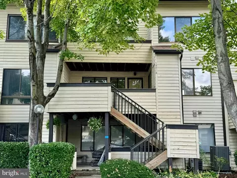 18418 Bishopstone Ct #311, Montgomery Village, MD 20886