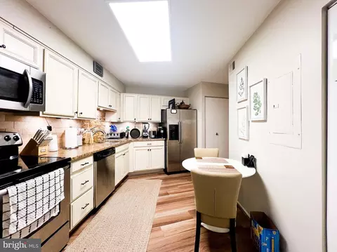 15115 Interlachen Dr #3-404, Silver Spring, MD 20906 photo 34