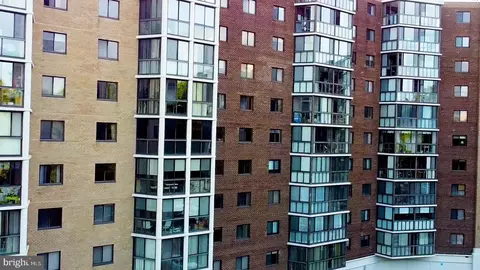 15115 Interlachen Dr #3-404, Silver Spring, MD 20906