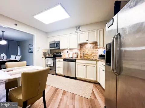 15115 Interlachen Dr #3-404, Silver Spring, MD 20906 photo 32