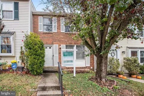 17 Willow Spring Ct, Germantown, MD 20874