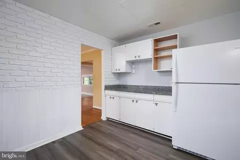 21100 Peach Tree Rd, Dickerson, MD 20842 photo 11