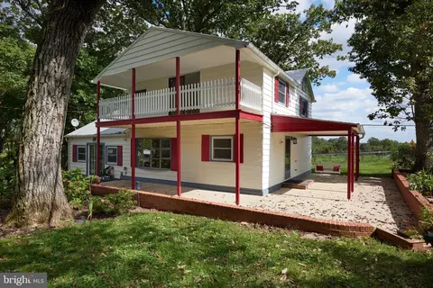 21100 Peach Tree Rd, Dickerson, MD 20842 photo 4