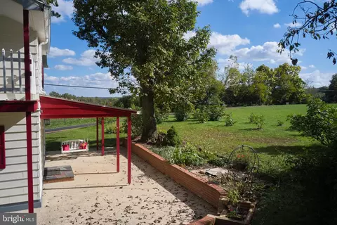 21100 Peach Tree Rd, Dickerson, MD 20842 photo 6