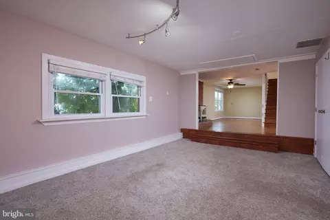 21100 Peach Tree Rd, Dickerson, MD 20842 photo 19