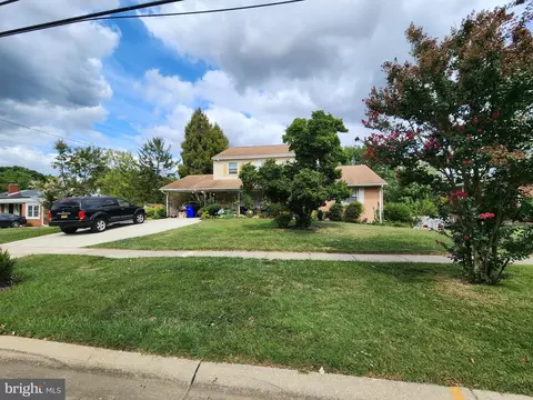 2904 Shanandale Dr, Silver Spring, MD 20904 photo 5