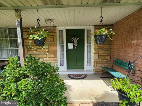 2904 Shanandale Dr, Silver Spring, MD 20904 photo 8