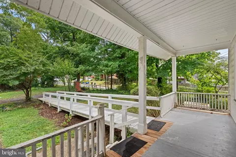 9403 Warren St, Silver Spring, MD 20910 photo 24