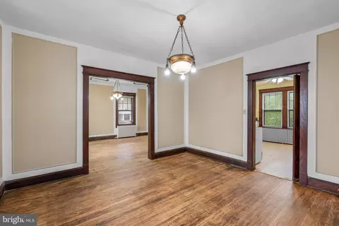9403 Warren St, Silver Spring, MD 20910 photo 8