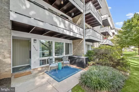 7510 Spring Lake Dr #A-7510, Bethesda, MD 20817