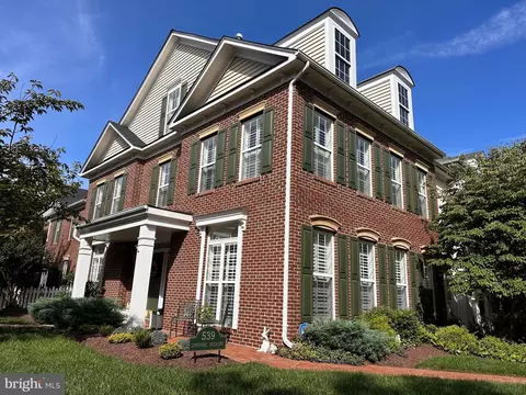 539 Longhorn Cres, Rockville, MD 20850