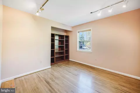 633 Whitingham Dr, Silver Spring, MD 20904 photo 38