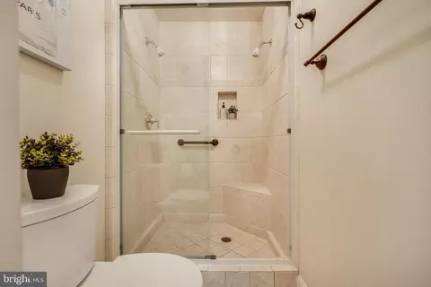 633 Whitingham Dr, Silver Spring, MD 20904 photo 34
