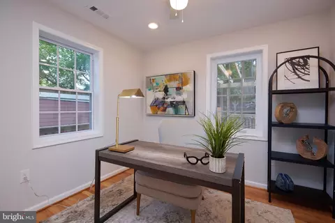 11832 Huggins Dr, Silver Spring, MD 20902 photo 18