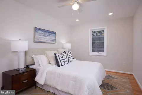 11832 Huggins Dr, Silver Spring, MD 20902 photo 15
