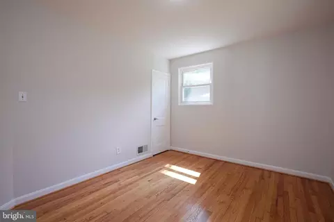 11832 Huggins Dr, Silver Spring, MD 20902 photo 22