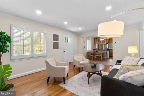 10213 Ridgemoor Dr, Silver Spring, MD 20901 photo 7