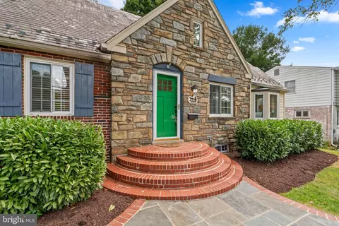 10213 Ridgemoor Dr, Silver Spring, MD 20901 photo 4