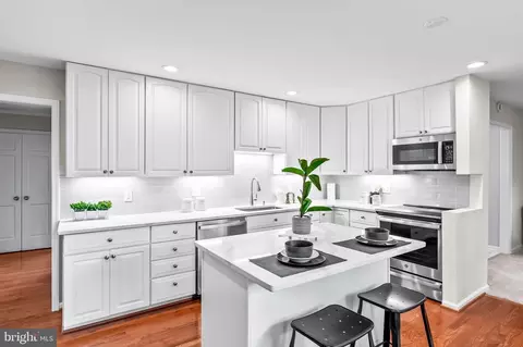 Kitchen - 13709 Turnmore Rd, Silver Spring, MD 20906 photo 4 of 8