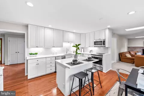 Kitchen - 13709 Turnmore Rd, Silver Spring, MD 20906 photo 5 of 8