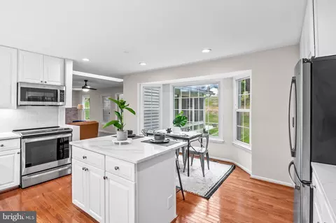 Kitchen - 13709 Turnmore Rd, Silver Spring, MD 20906 photo 6 of 8