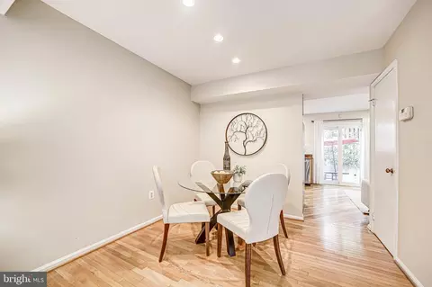 Dining - 2101 Derby Ridge Ln #2-10, Silver Spring, MD 20910 photo 2 of 2