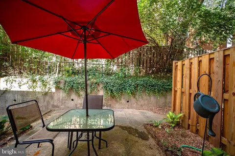 Exterior - 2101 Derby Ridge Ln #2-10, Silver Spring, MD 20910 photo 2 of 2