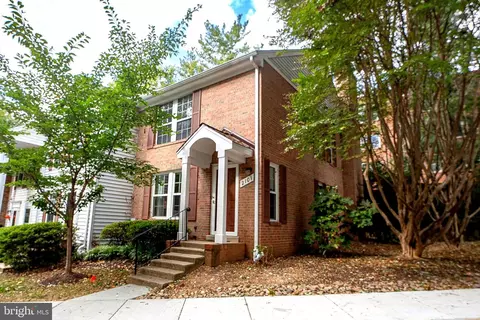 2101 Derby Ridge Ln #2-10, Silver Spring, MD 20910