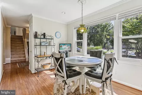 9 Winding Waye Ct, Silver Spring, MD 20902 photo 16