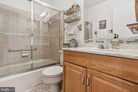 9 Winding Waye Ct, Silver Spring, MD 20902 photo 32