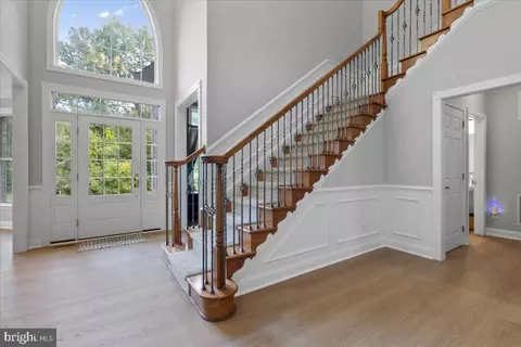 Entry Way - 16429 Batson Rd, Spencerville, MD 20868 photo 3 of 7