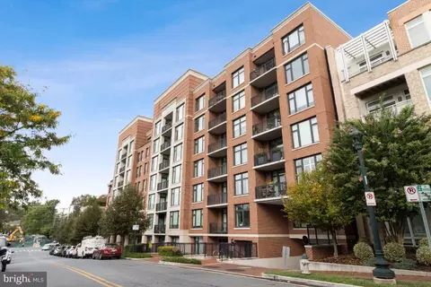 4915 Hampden Ln #603, Bethesda, MD 20814