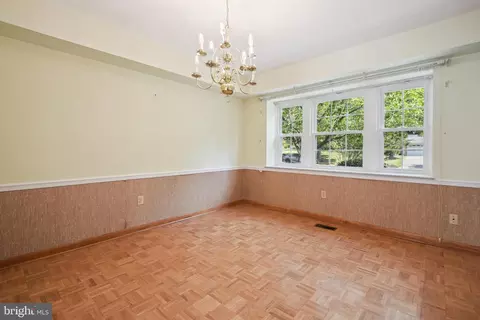 14012 Broomall Ln, Silver Spring, MD 20906 photo 5