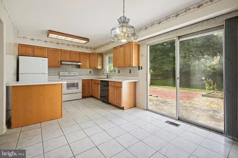 14012 Broomall Ln, Silver Spring, MD 20906 photo 7