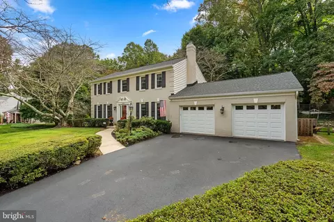 4822 Cherry Valley Dr, Rockville, MD 20853