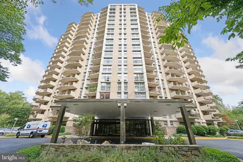 9039 Sligo Creek Pkwy #715, Silver Spring, MD 20901