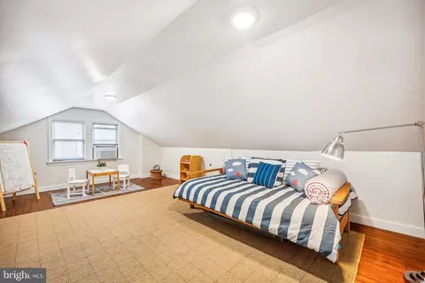 Bedroom - 8904 Colesville Rd, Silver Spring, MD 20910 photo 10 of 13