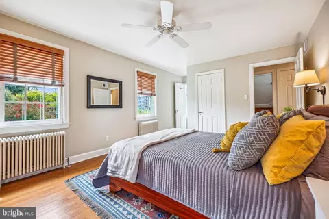 Bedroom - 8904 Colesville Rd, Silver Spring, MD 20910 photo 4 of 13