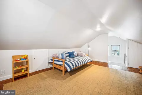 Bedroom - 8904 Colesville Rd, Silver Spring, MD 20910 photo 13 of 13