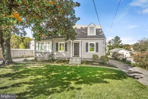 26618 Ridge Rd, Damascus, MD 20872