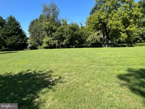 13719 Notley Rd, Silver Spring, MD 20904