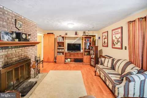 13914 Shannon Dr, Silver Spring, MD 20904 photo 24