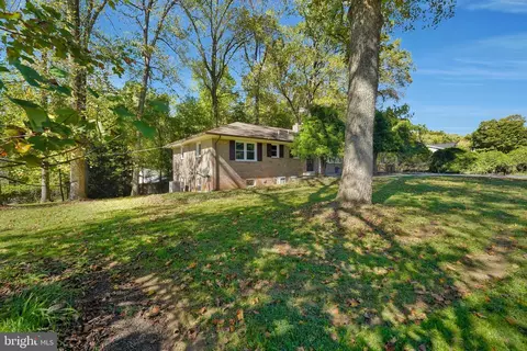 13914 Shannon Dr, Silver Spring, MD 20904 photo 3