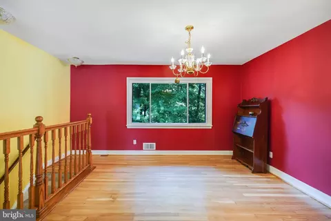 13914 Shannon Dr, Silver Spring, MD 20904 photo 10