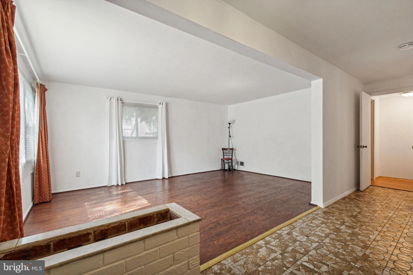 Living - 4205 Tulare Dr, Silver Spring, MD 20906 photo 1 of 2
