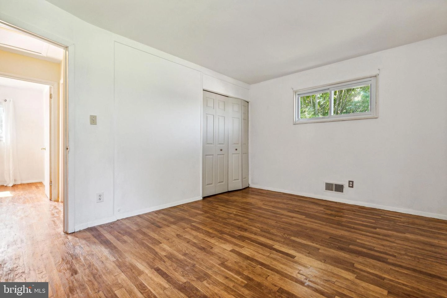 Bedroom - 4205 Tulare Dr, Silver Spring, MD 20906 photo 2 of 4