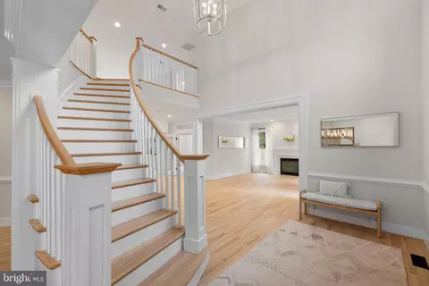 Entry Way - 11 Warrenton Dr, Silver Spring, MD 20904 photo 3 of 3