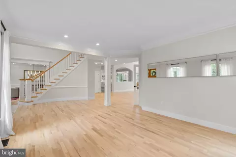 Living - 11 Warrenton Dr, Silver Spring, MD 20904 photo 2 of 13